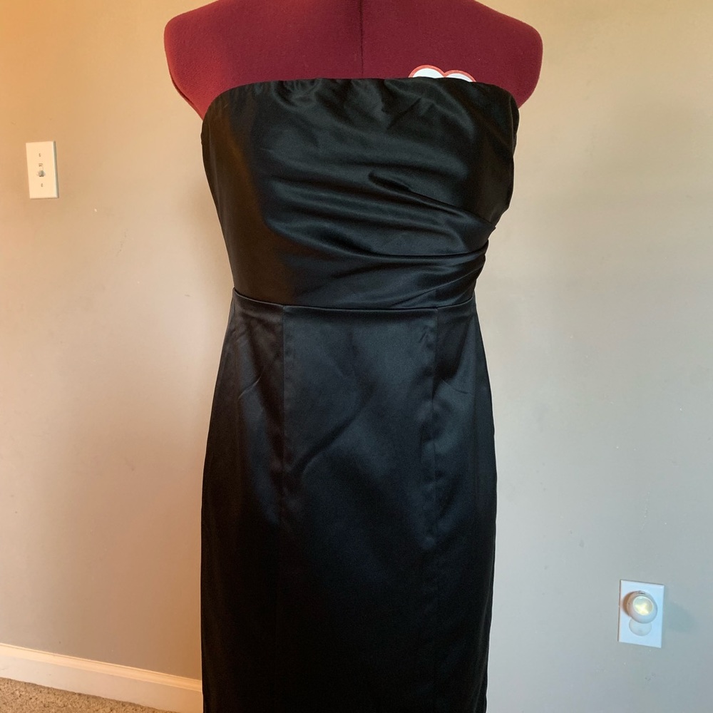 The Limited size 0 black strapless dress
